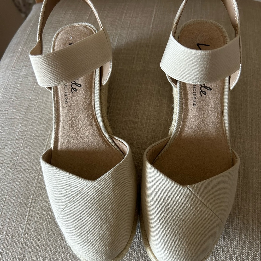 Lifestride canvas espadrilles
